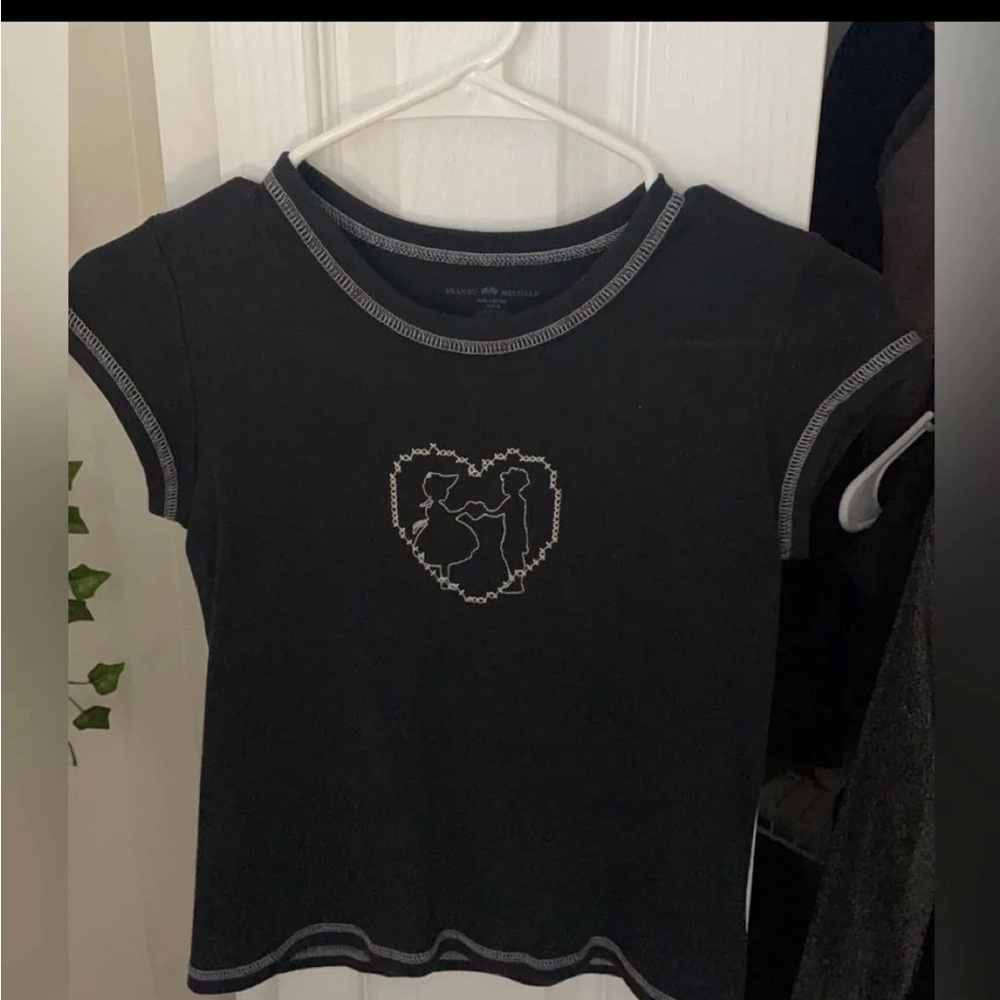 brandy melville baby tee⭐️
